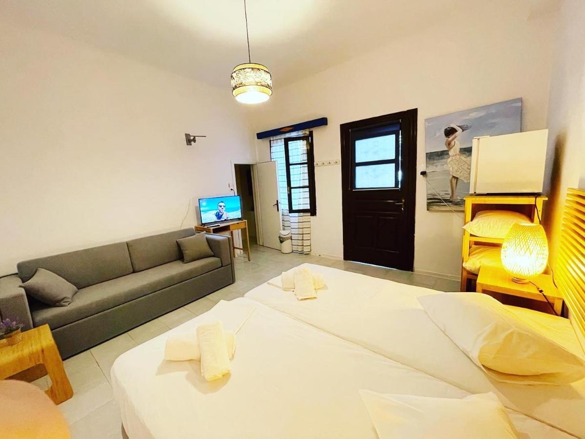 Albatross Hotel Livadi  Eksteriør billede