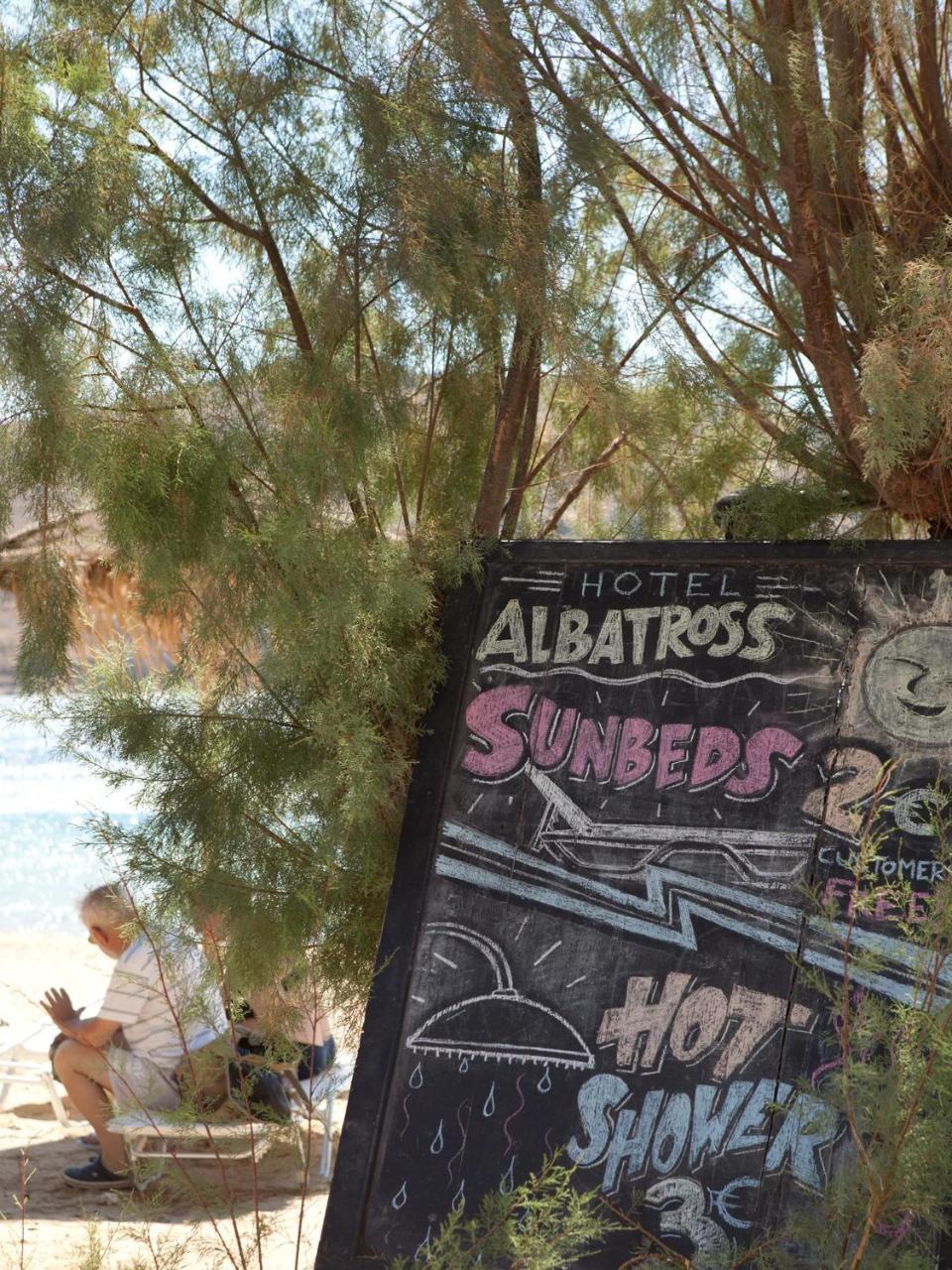 Albatross Hotel Livadi  Eksteriør billede
